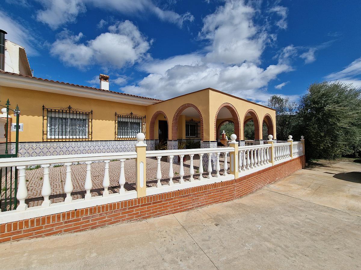 Villa in Periana