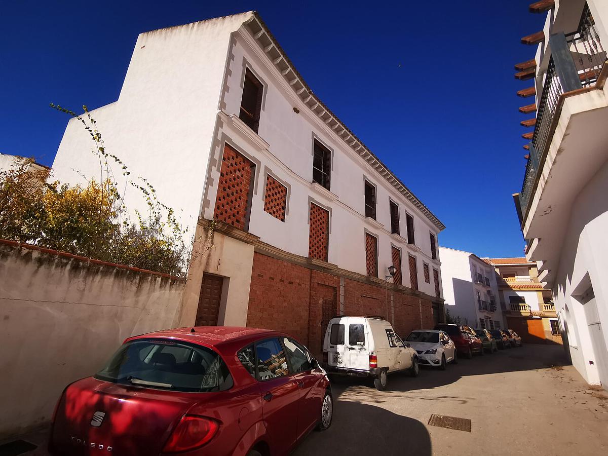 Commercial in Periana