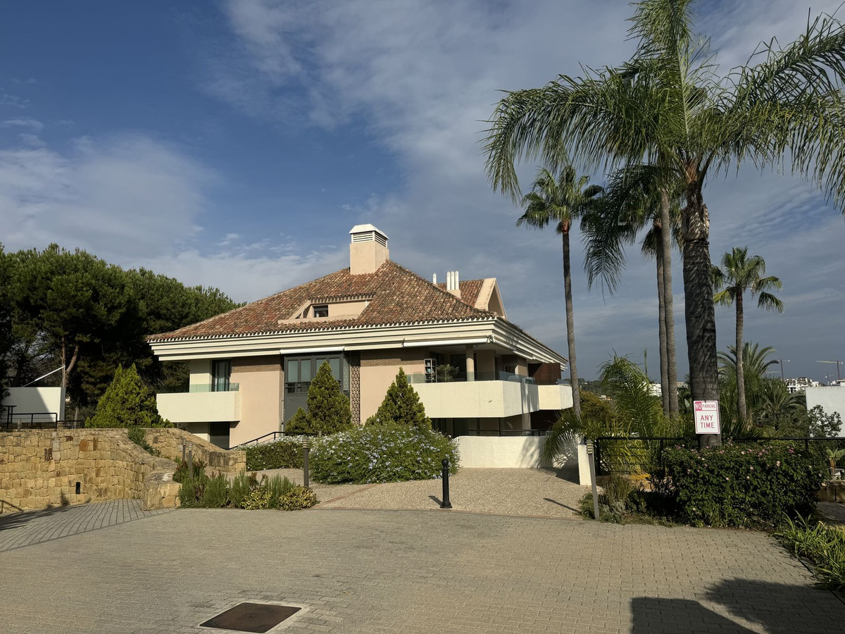 Ground Floor Apartment in Los Monteros