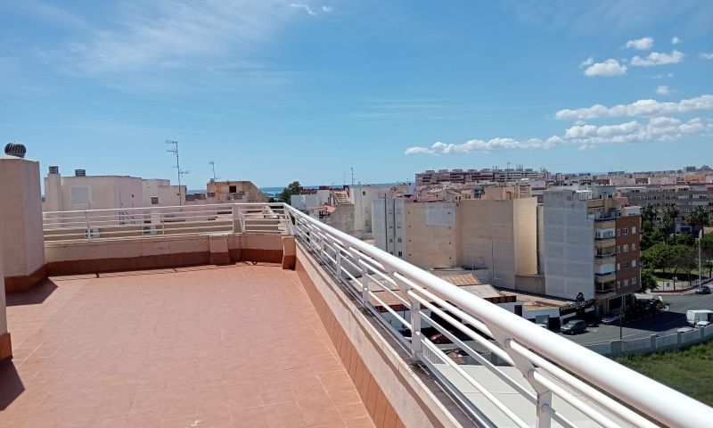 9843316