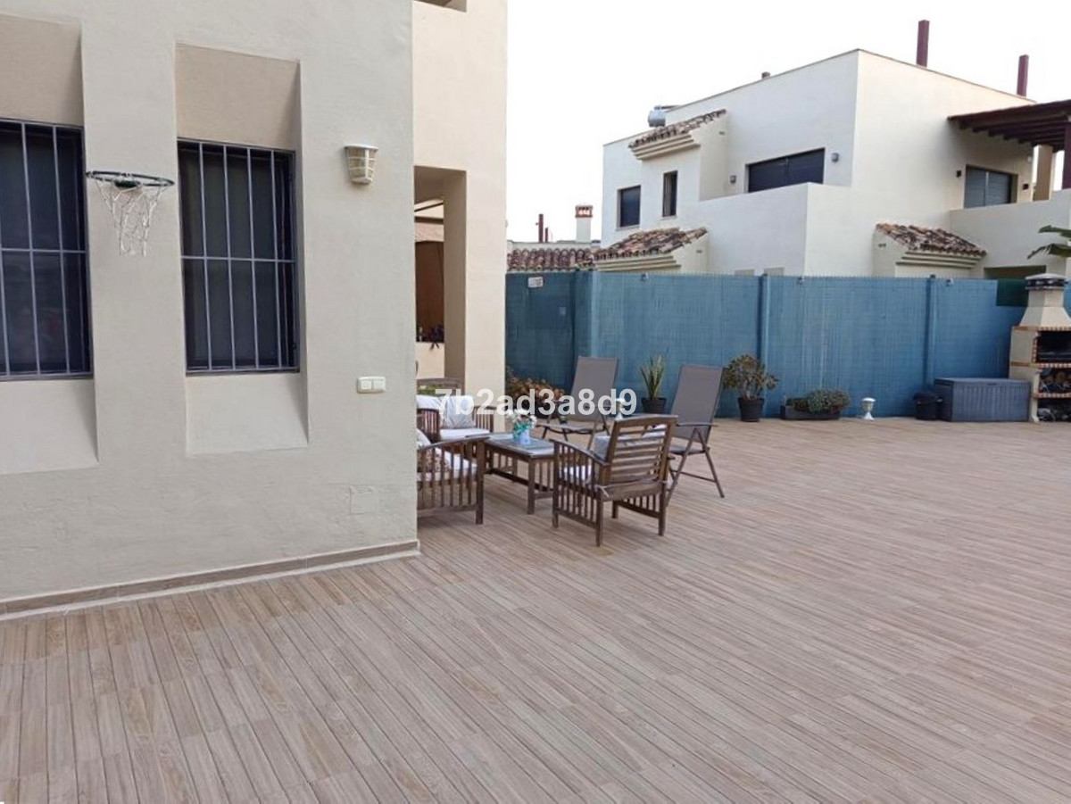 Ground Floor Apartment in New Golden Mile